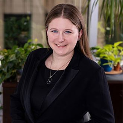 Sara  Engbretson Photo