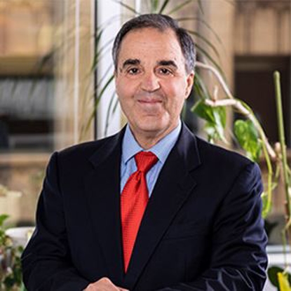 Steven  Dallas Photo